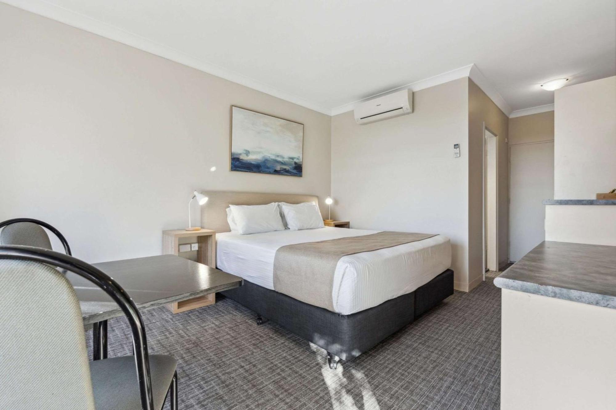 Econo Lodge Dockside Glenelg Adelaide Kültér fotó